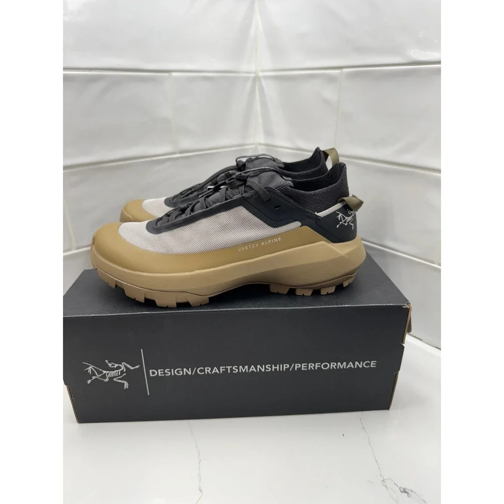 Arc'teryx - Vertex Alpine‎ Canvas / Graphite Running Shoes women's size 5